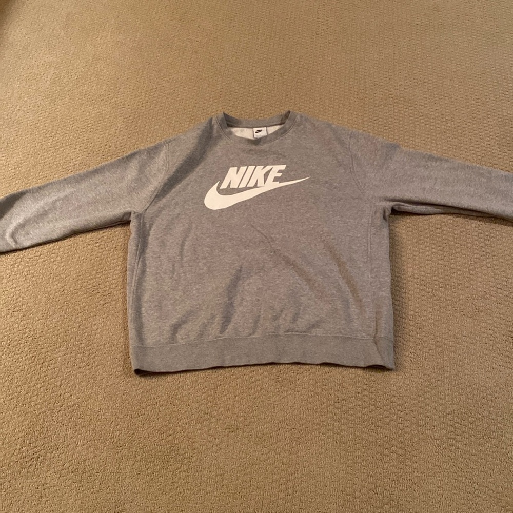Light grey crewneck with white Nike lettering